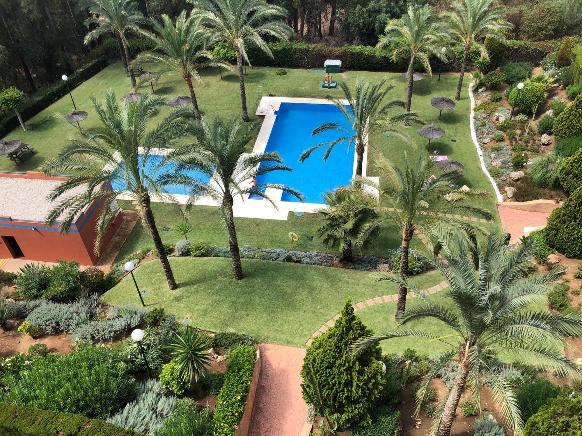Penthouse /View/Sea/Quiet/Golf/Pool/Atalaya Apartment Estepona Exterior photo